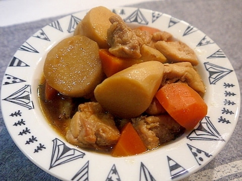 里芋と鶏肉の煮物♪